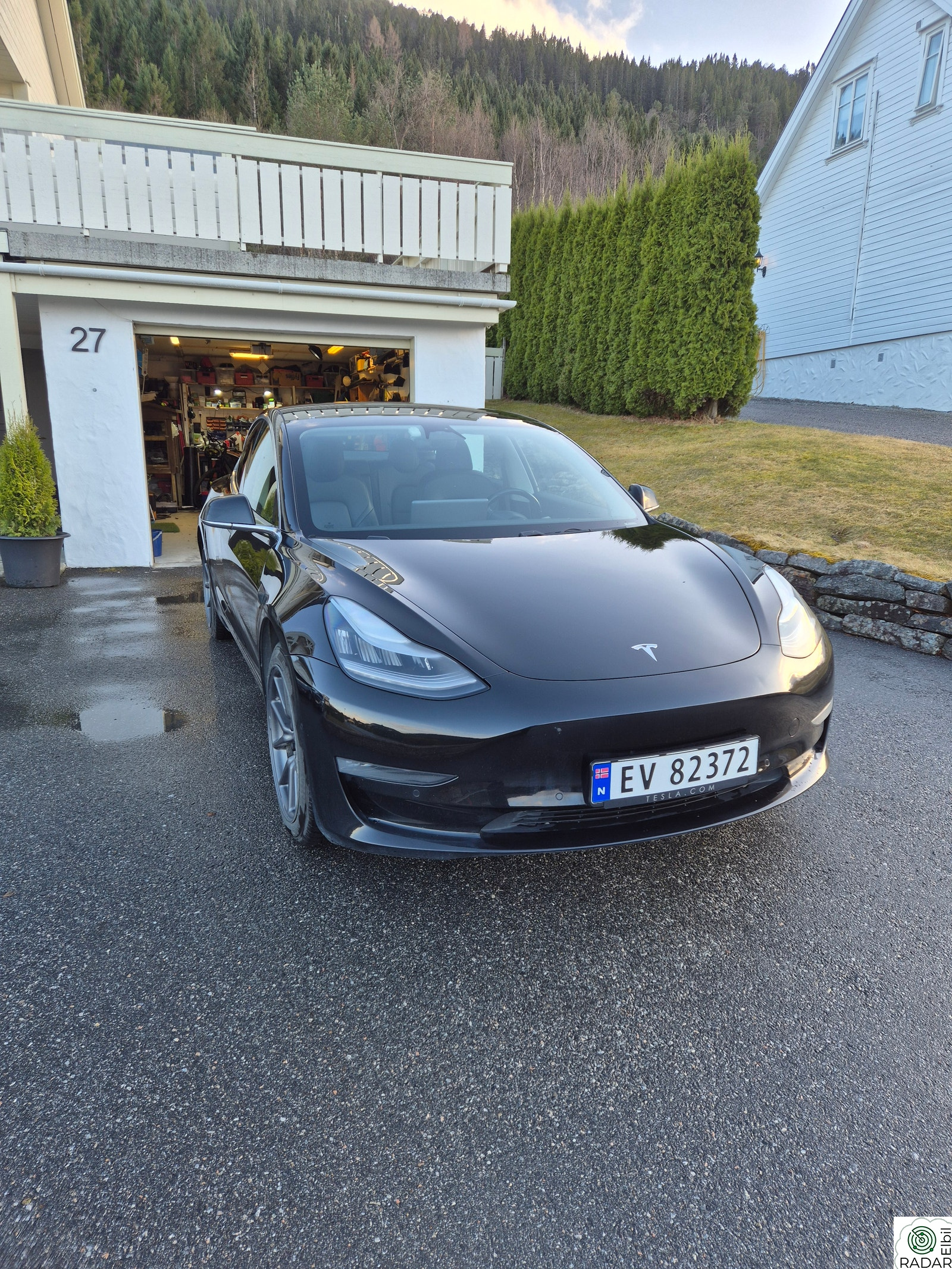 TESLA Model 3 Long Range AWD