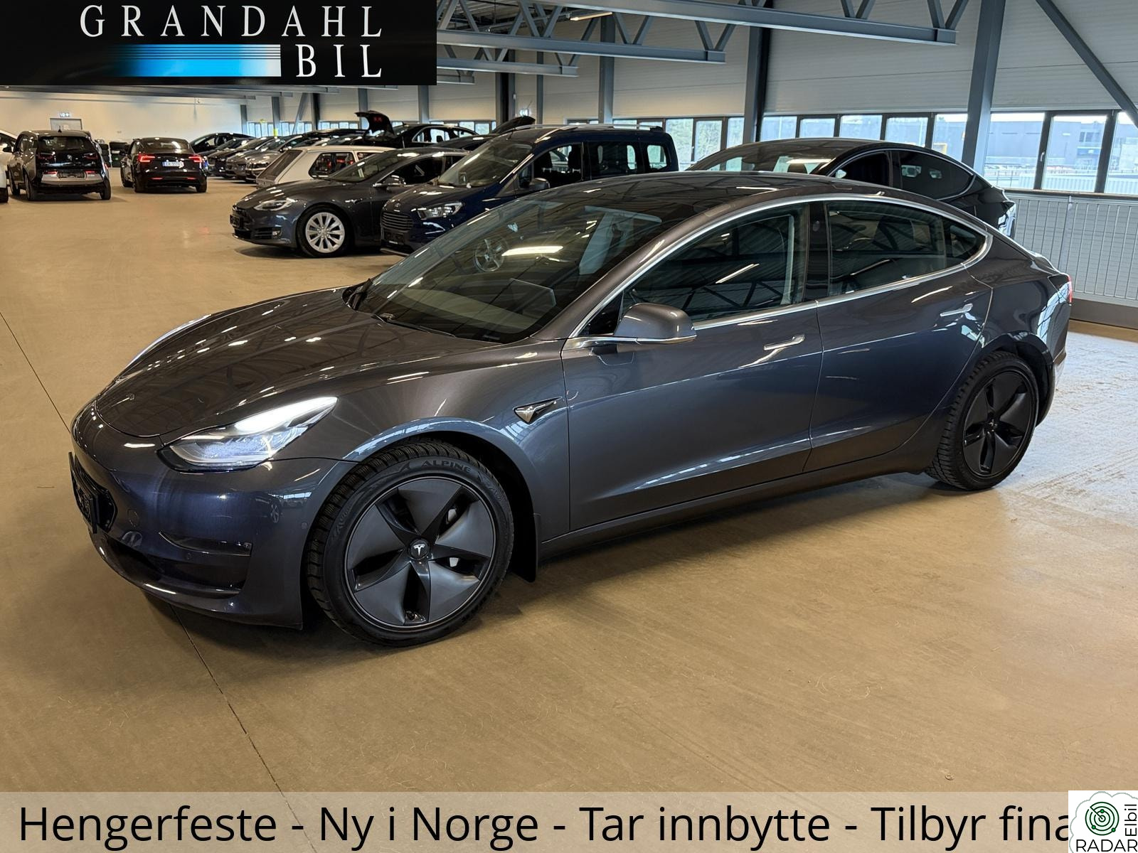 TESLA Model 3 Long Range - 4WD - Autopilot - Hengerfeste ++