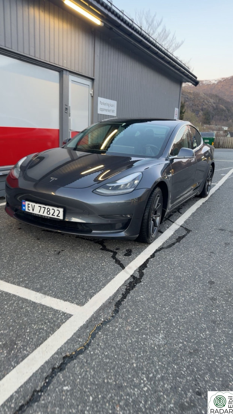 TESLA Model 3 Long Range AWD