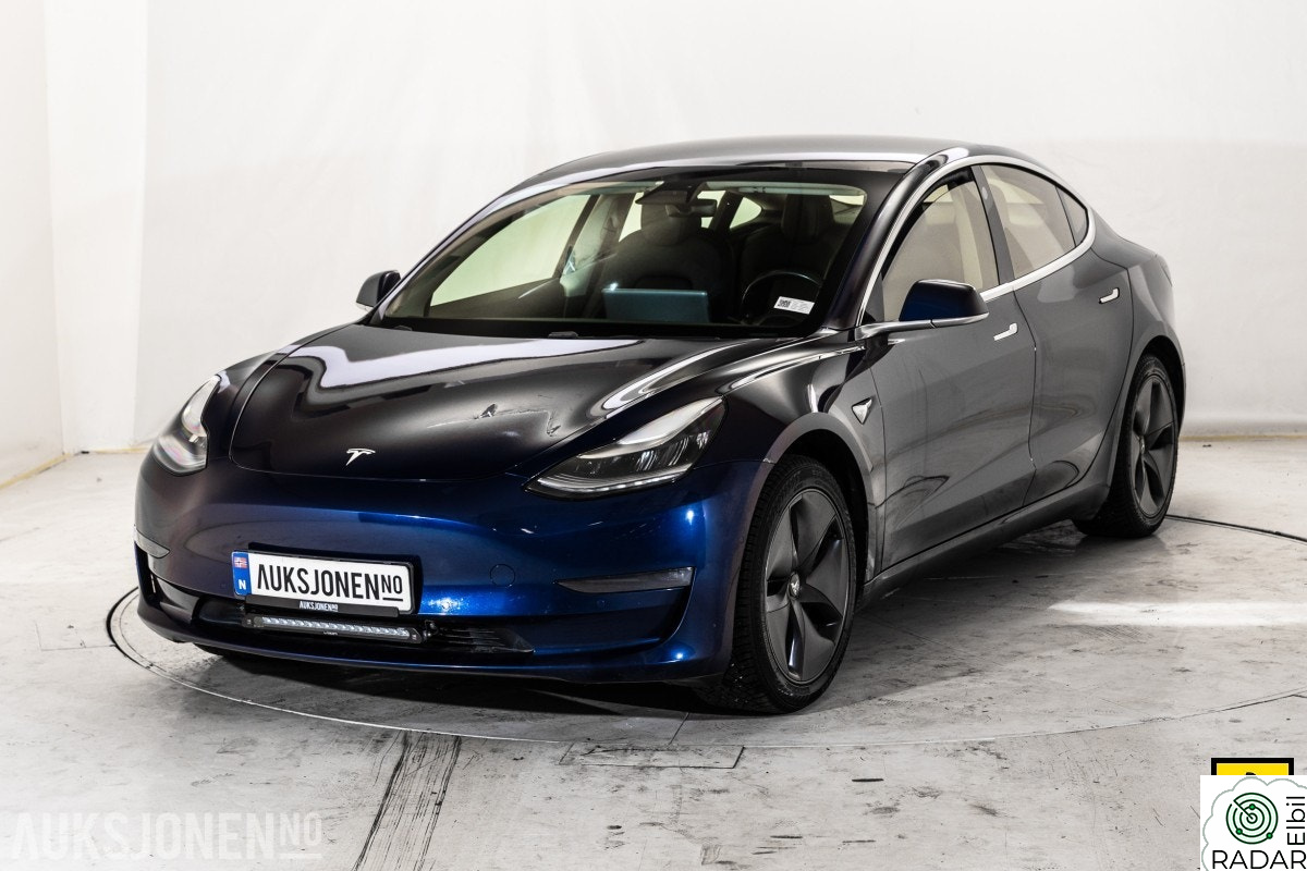 TESLA Model 3 LRDM AWD HENGERFESTE PANORAMA PREMIUM LYD & INTERIØR