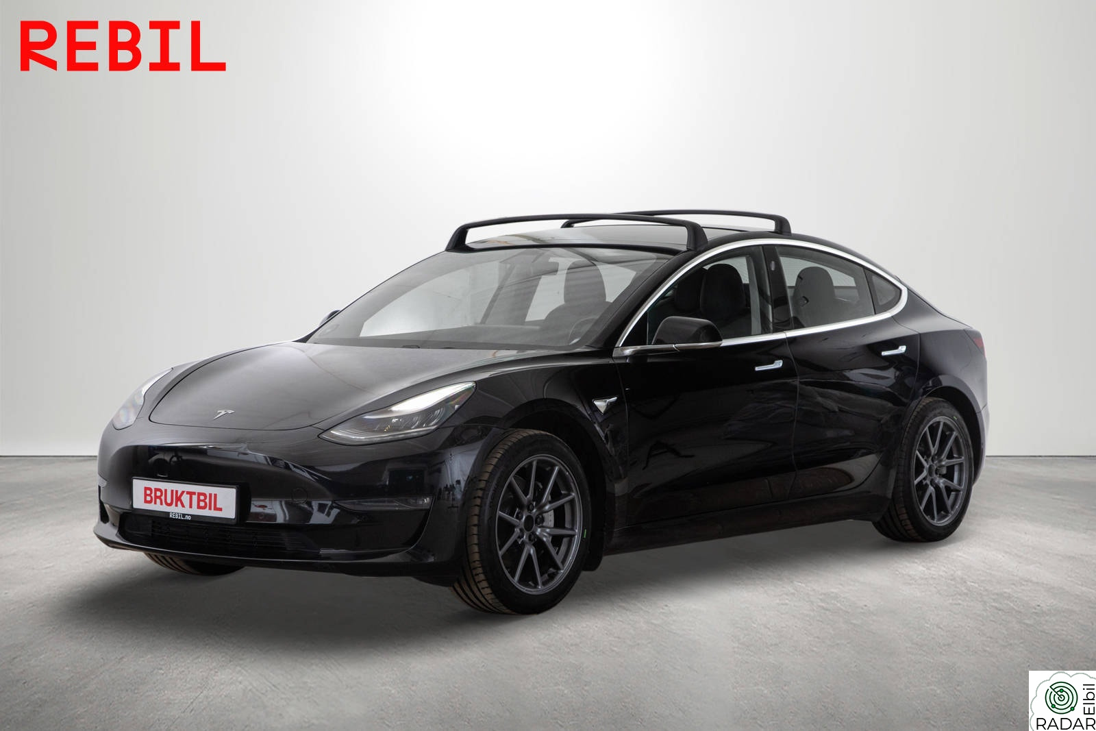 TESLA Model 3 Long Range (560km)AWD/Autopilot/MCU2/Skinn/R.kam/Krok
