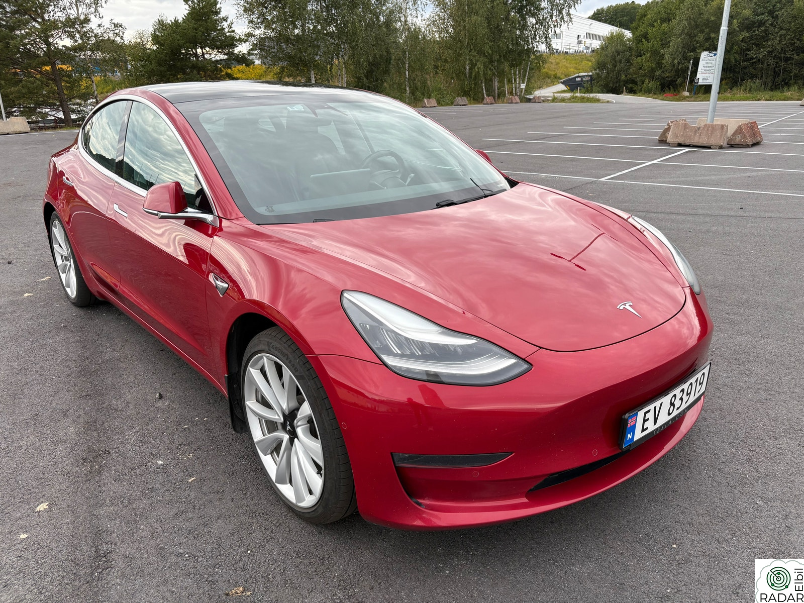 TESLA Model 3 Long Range AWD