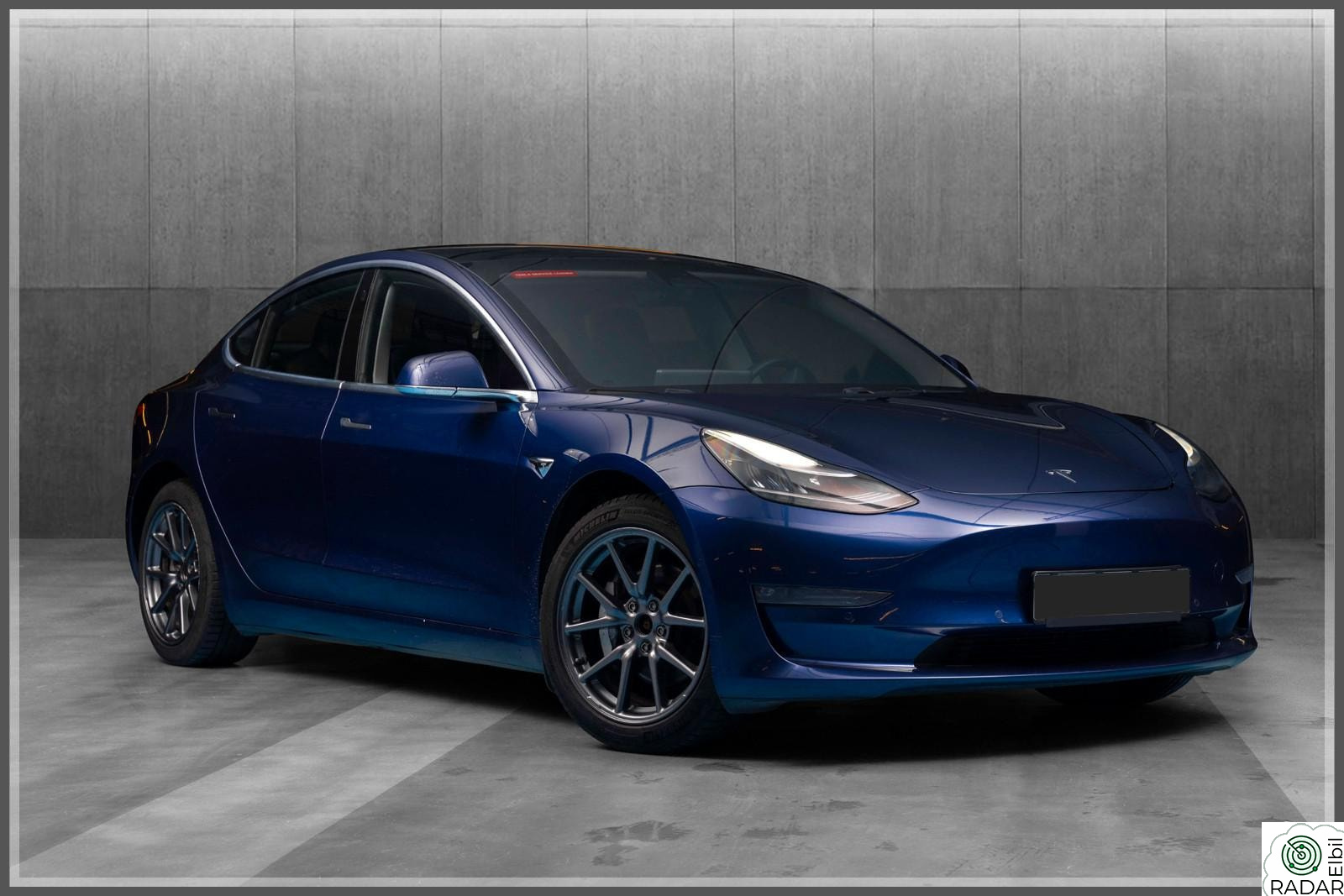 TESLA Model 3 LR ,AWD