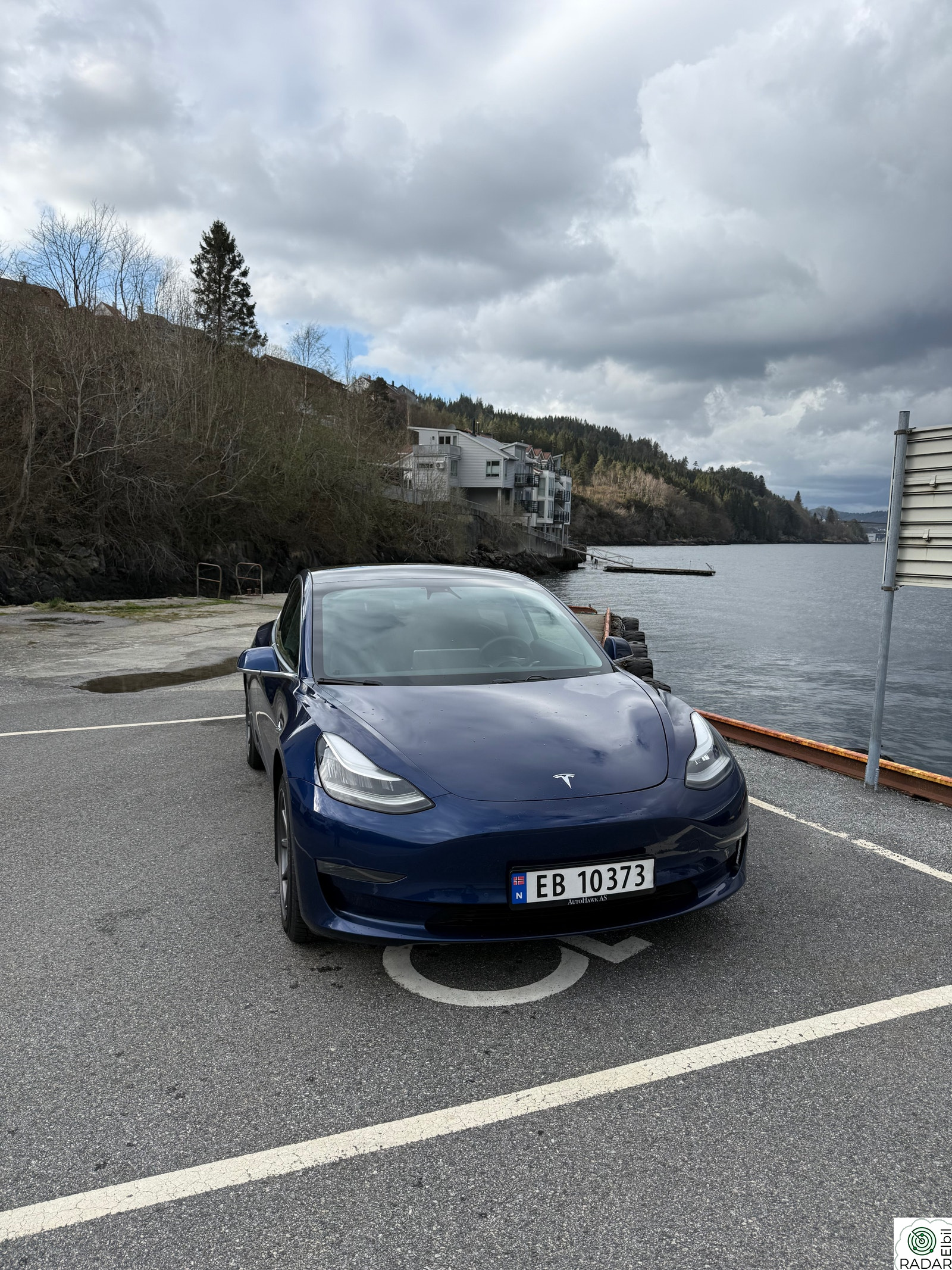 TESLA Model 3 Long Range AWD