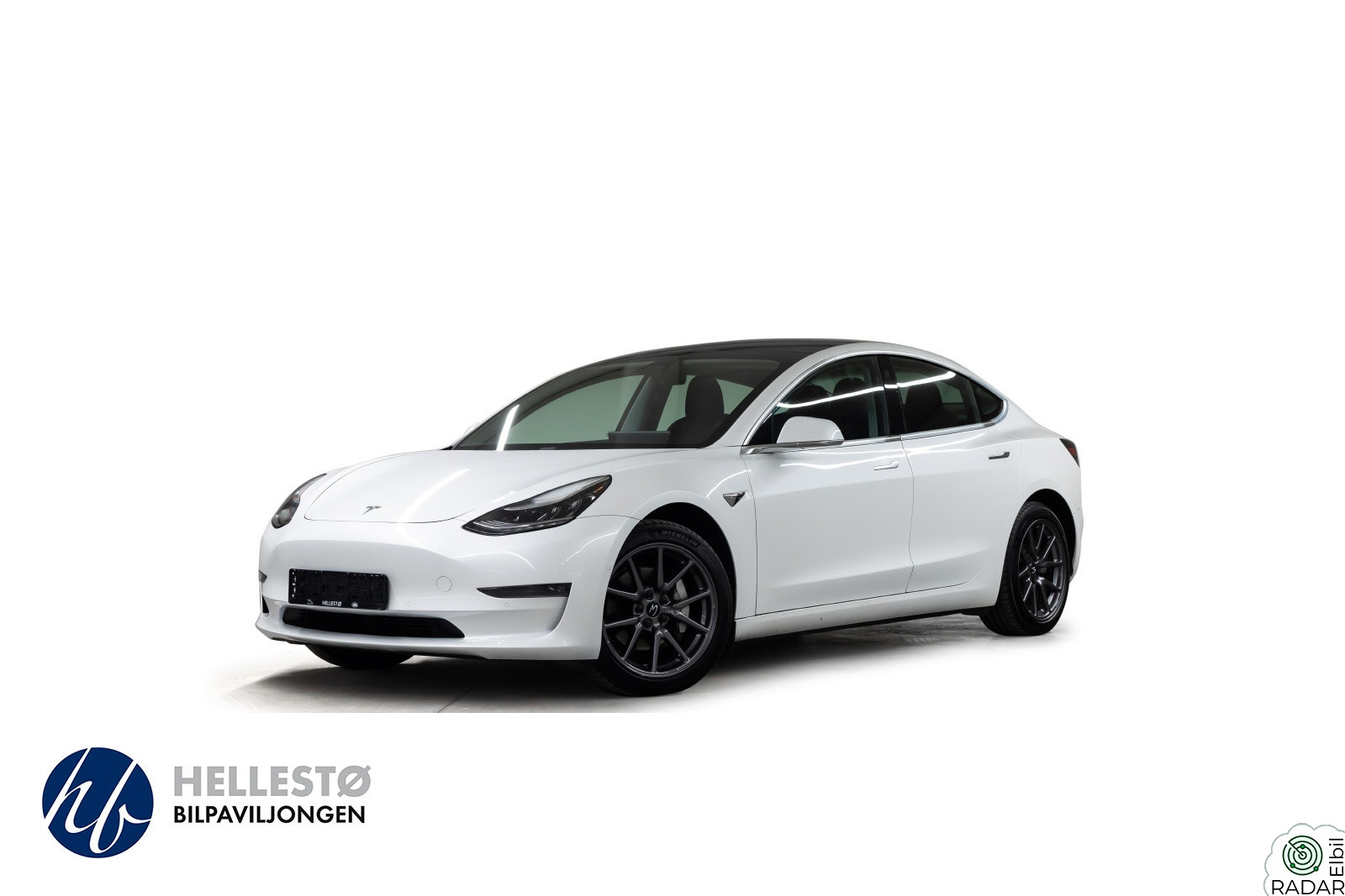TESLA Model 3 Long Range 560KM AWD Skinn