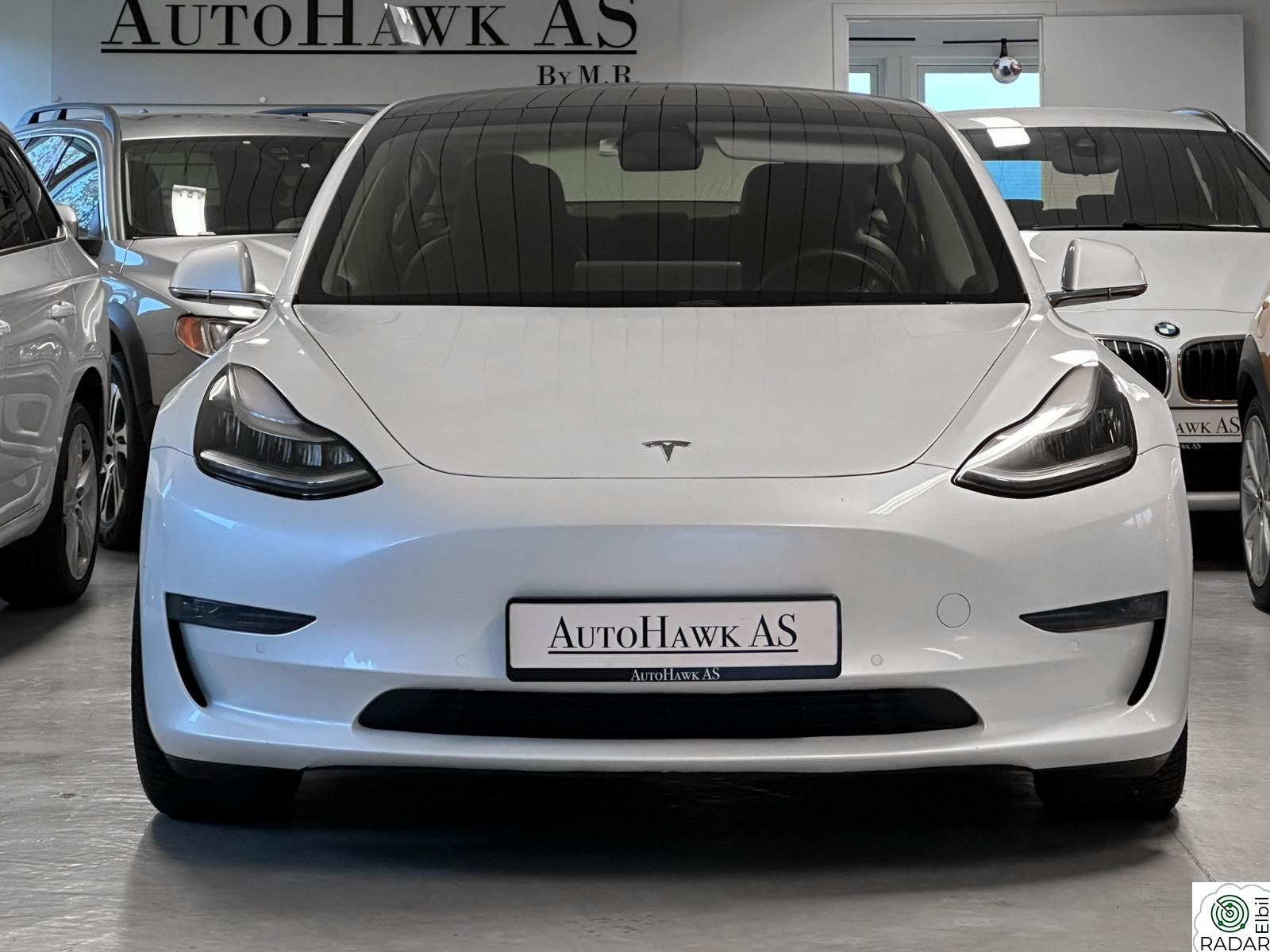 TESLA Model 3 LongRange Premium/AP/360Kamera/Skinn/Pano/HiFi/H.feste