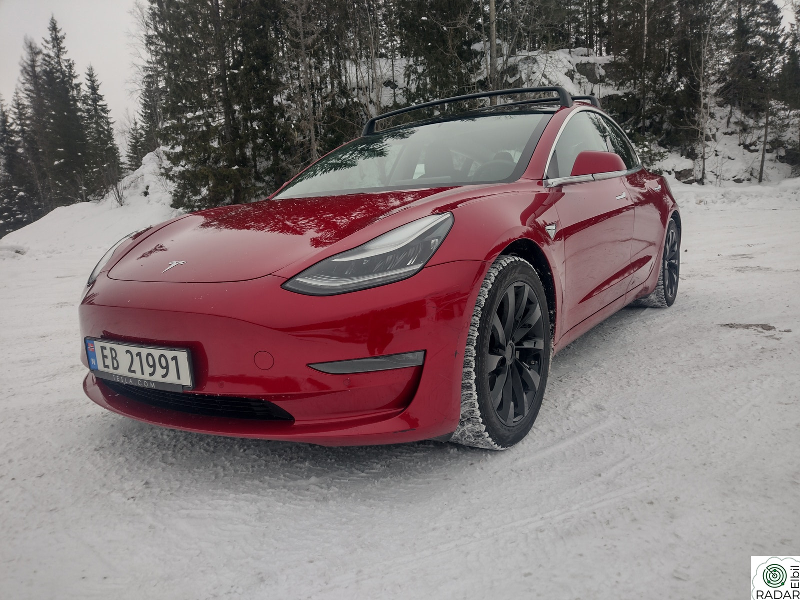 TESLA Model 3 Long Range AWD//En eier//EU feb 28//kun 46 740 km//krok
