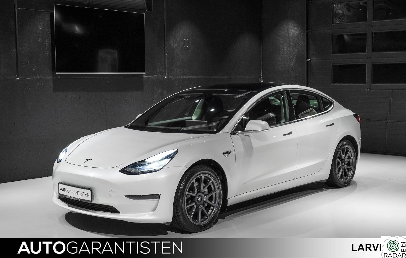 TESLA Model 3 Long Range Dual Motor AWD 560KM Autopilot HENGERFESTE!