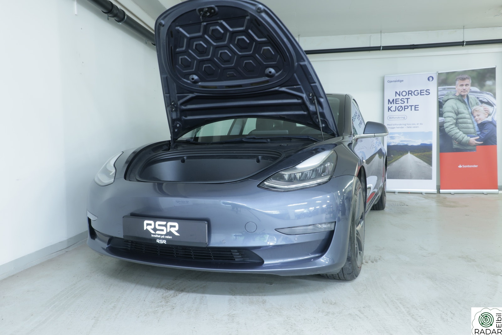 TESLA Model 3 Long Range AWD -Hengerfeste - Finans!