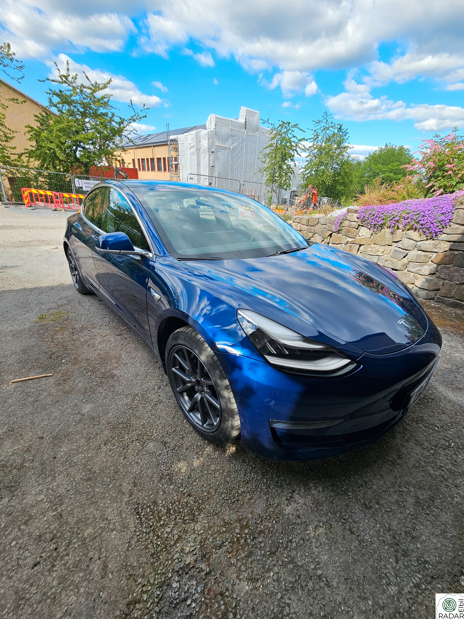 TESLA Model 3 Long Range AWD