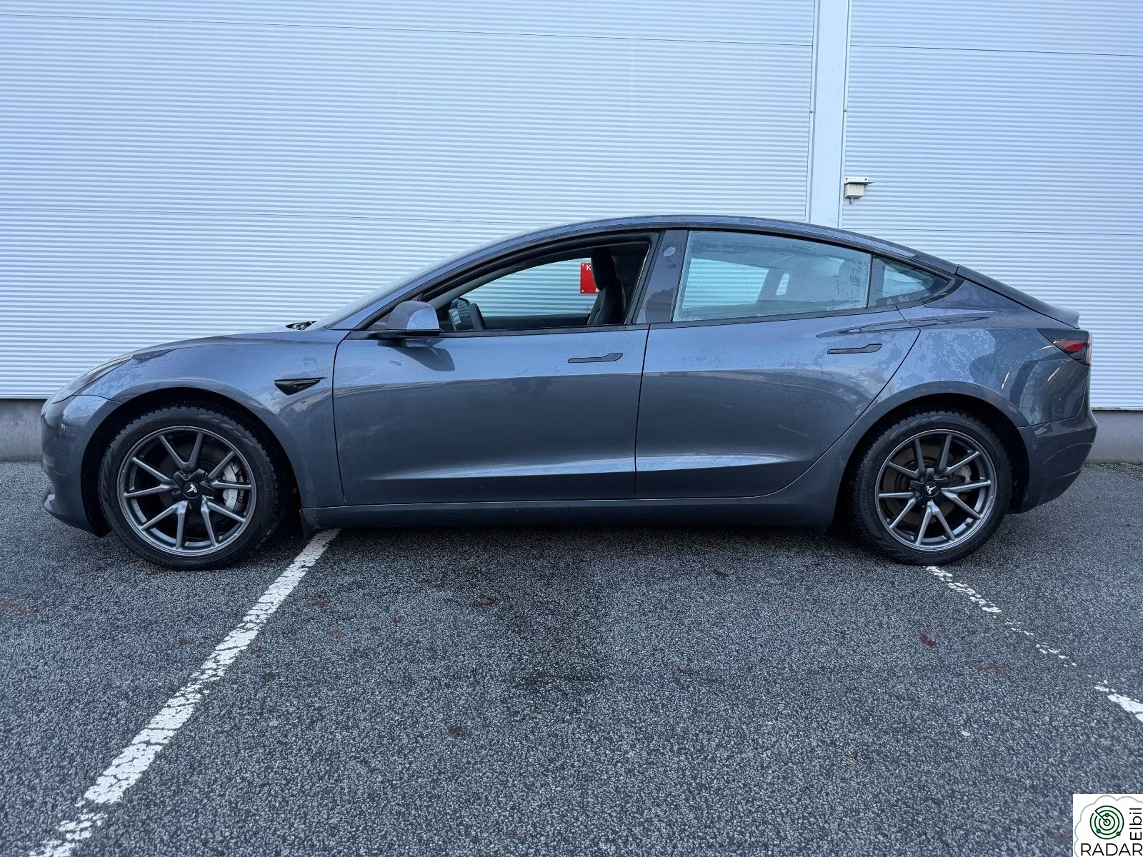 TESLA Model 3 Long Range AWD