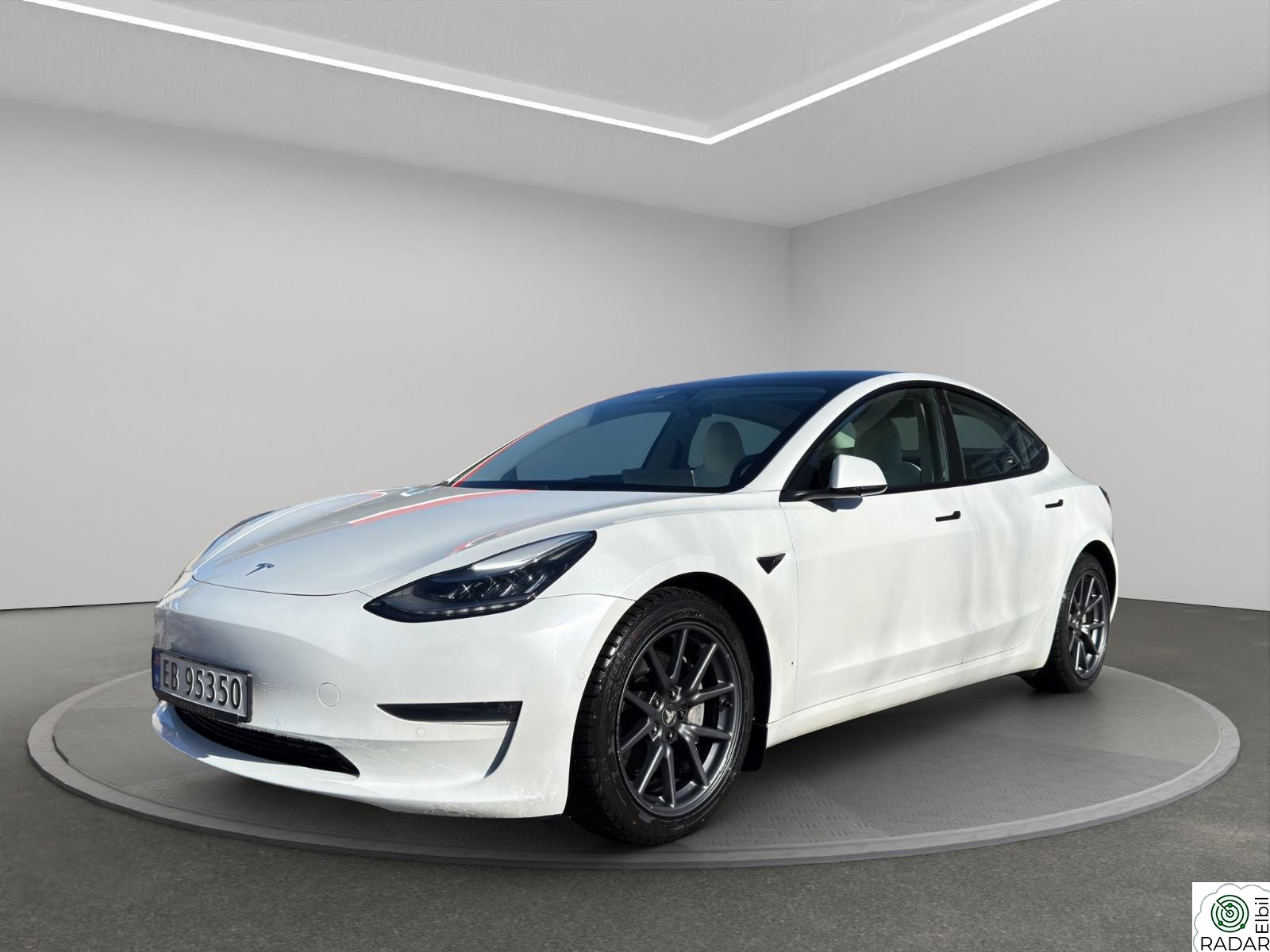 TESLA Model 3 Long Range AWD / Nye Vinterdekk / Krok / Garanti