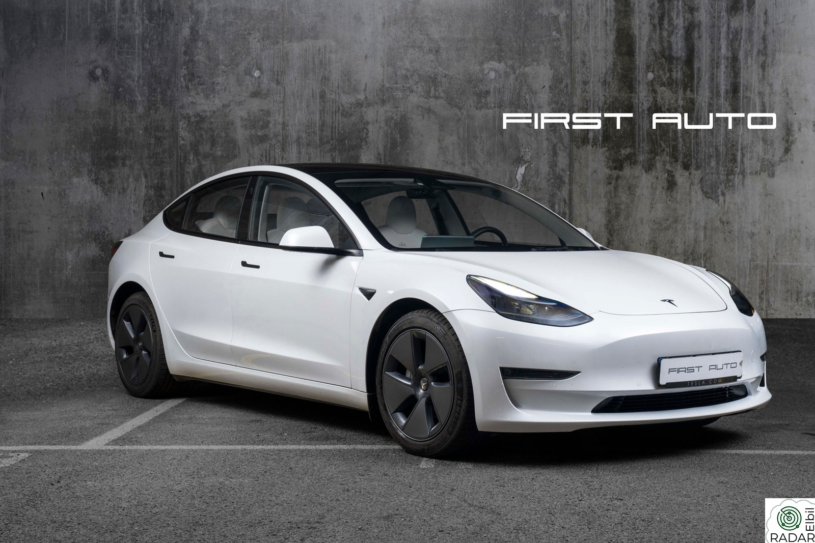 TESLA Model 3 LR AWD PREMIUM AP KR 3.500,-/MND