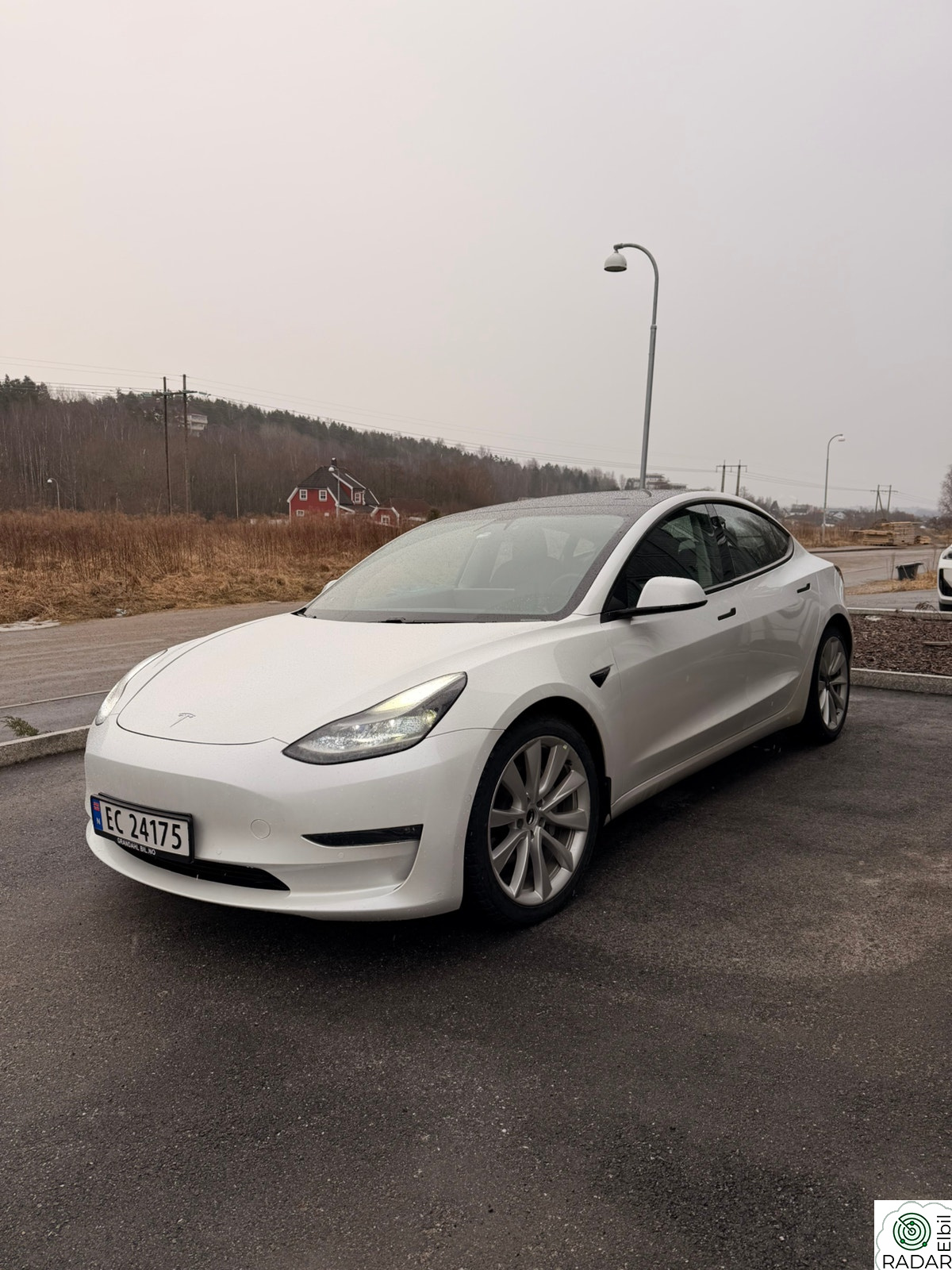 TESLA Model 3 Long Range AWD