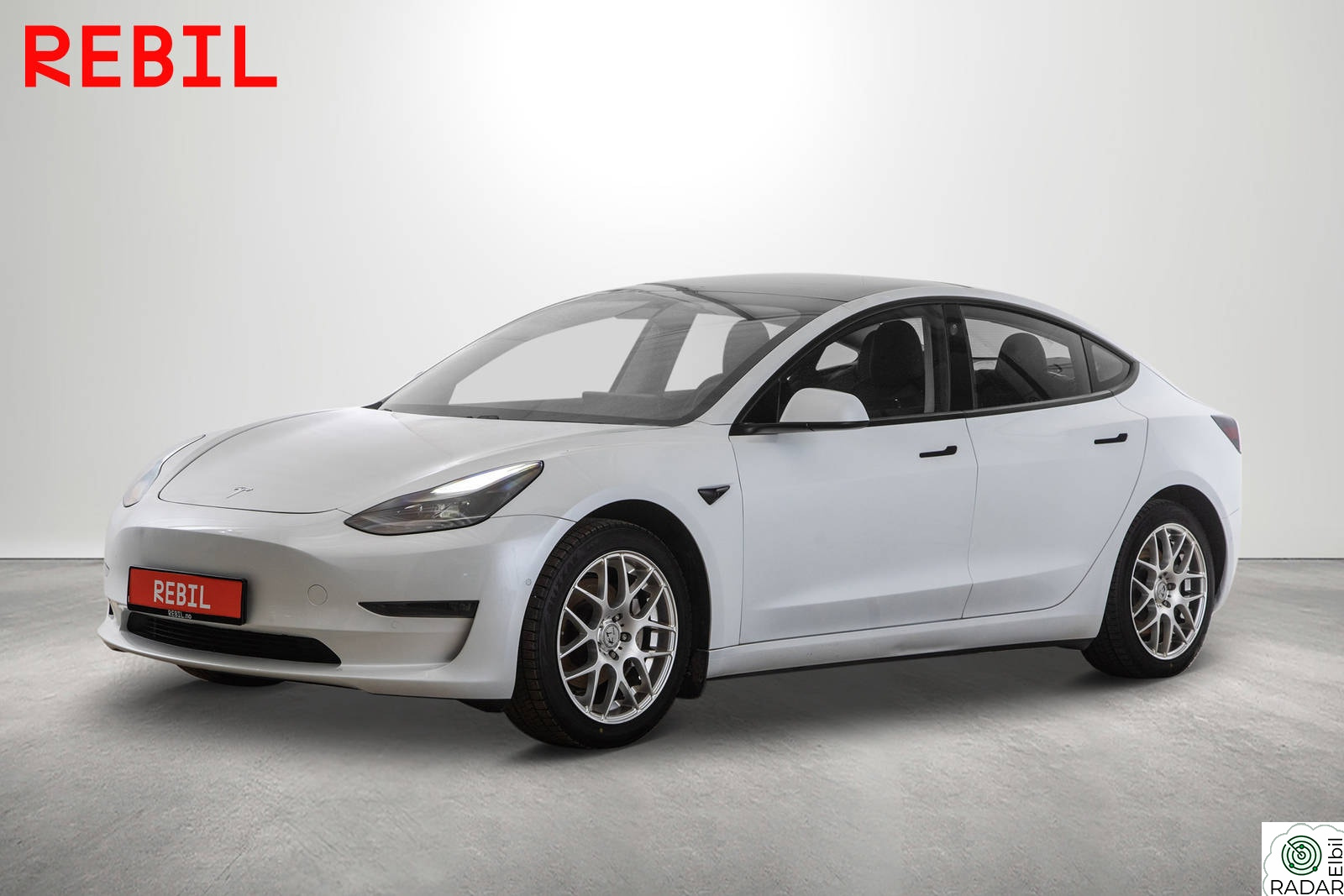 TESLA Model 3 580km (WLTP)/LR/AWD/MCU2/Navi/R.kam/Pano/AP