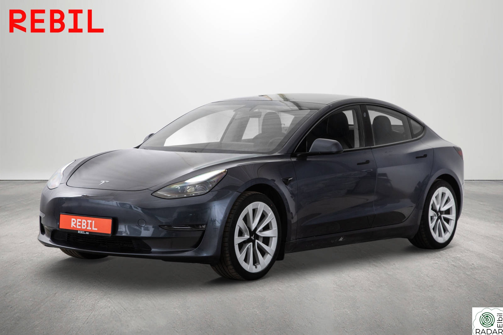 TESLA Model 3 614km (75 KWh) LR/Auto/VP/MCU2/prem.lyd/Skinn/Pano/AWD
