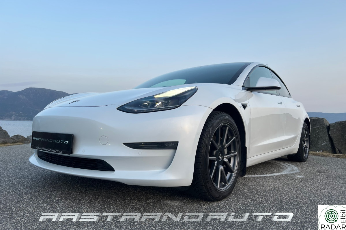 TESLA Model 3 LR|PREMIUM|HIFI|VARME.P|C.DELETE|PANO|KROK|614KM|KUPP