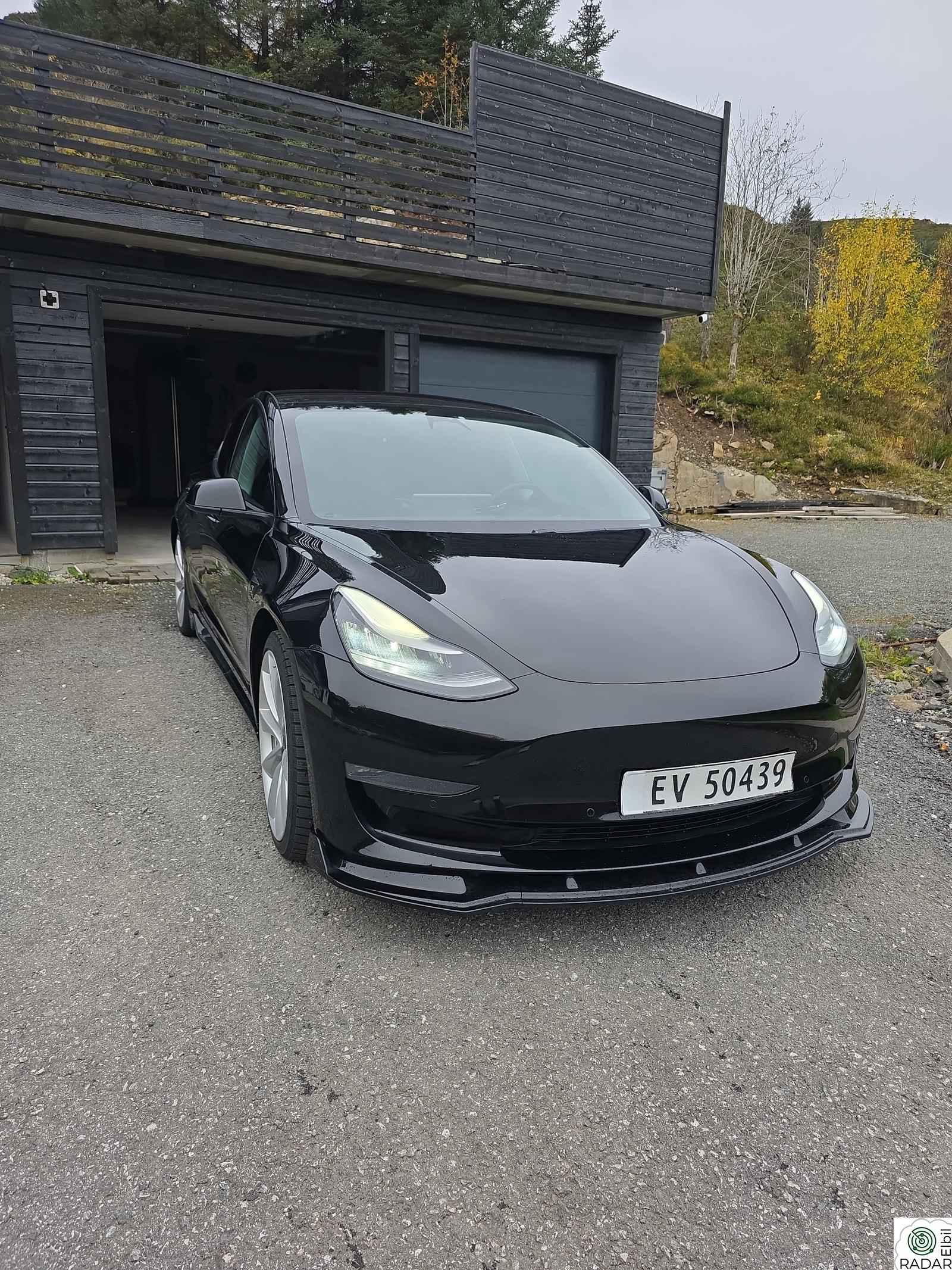 TESLA Model 3 Performance AWD