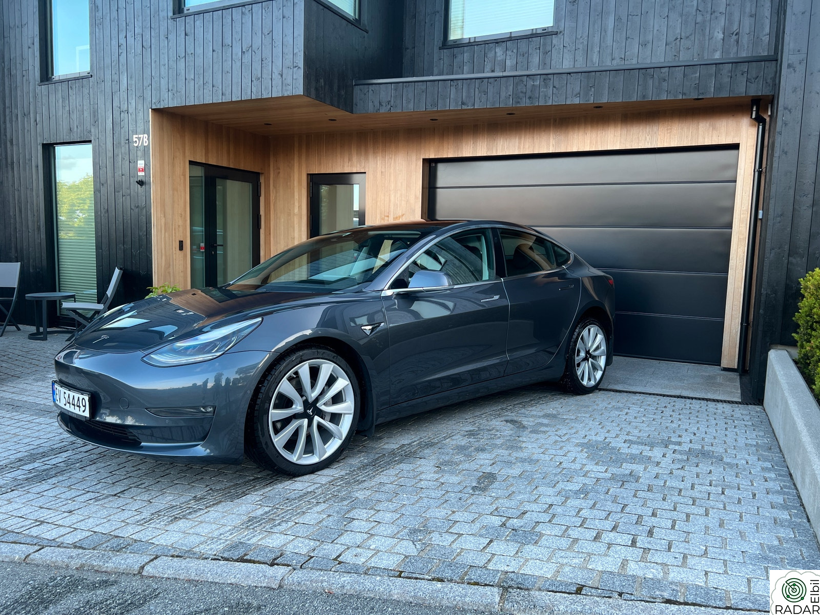 TESLA Model 3 Long Range AWD