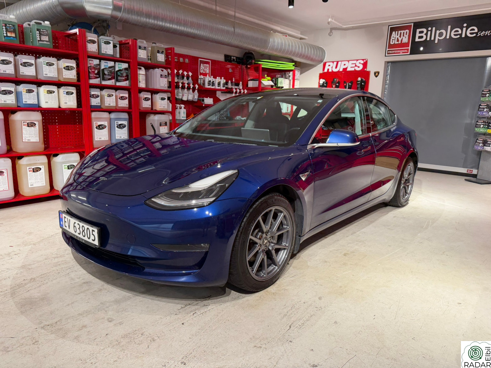 TESLA Model 3 Long Range AWD