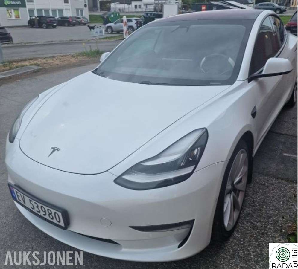 TESLA Model 3 150kW Firehjulstrekk Autopilot