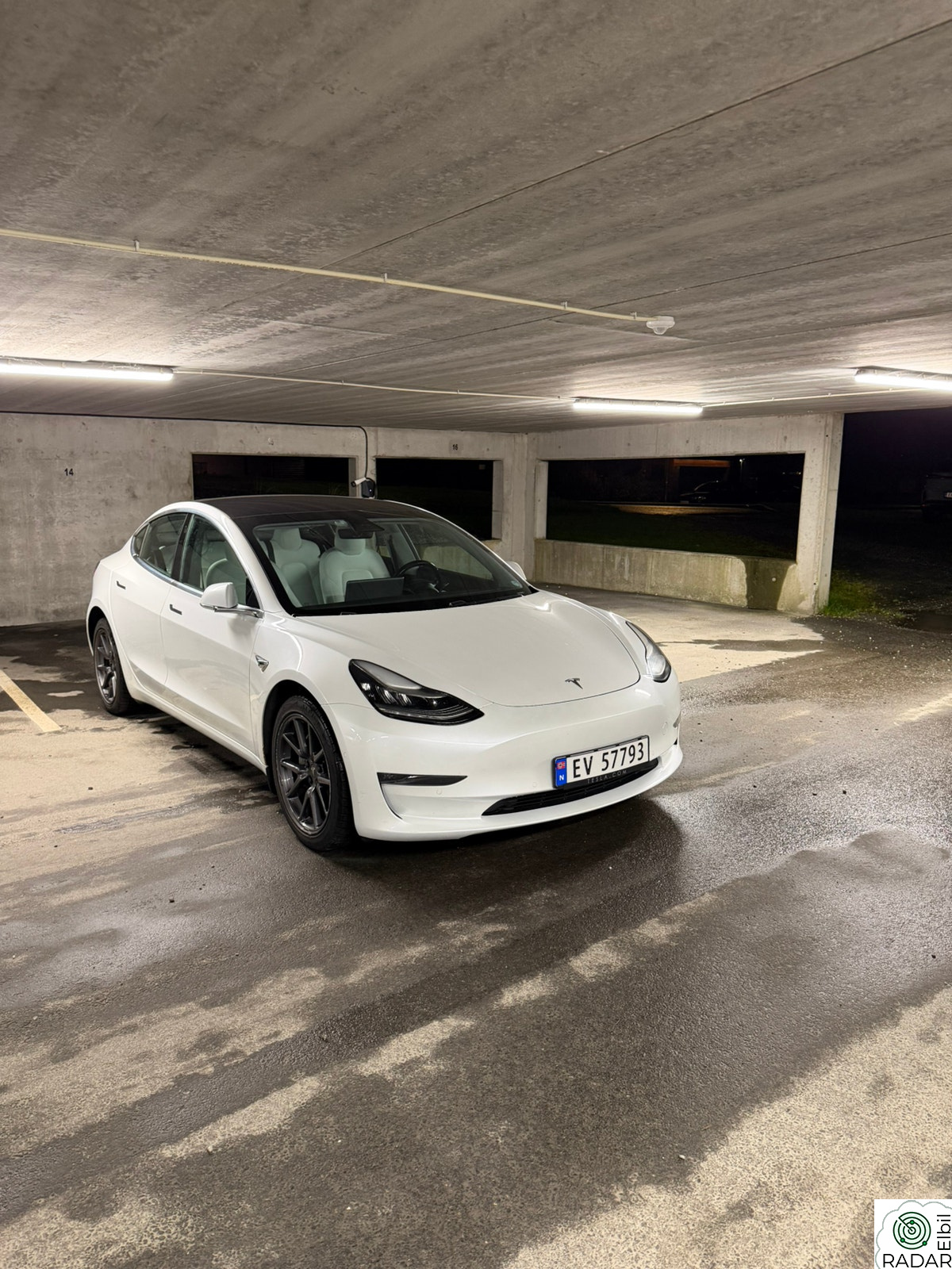 TESLA Model 3 Long Range AWD