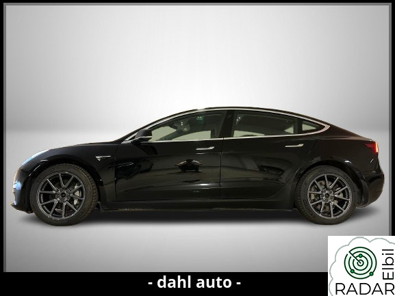 TESLA Model 3 LONG RANGE/AUTOMAT/AWD/SKINN/NAVI/R-KAM/EU-OK 3/27!!!