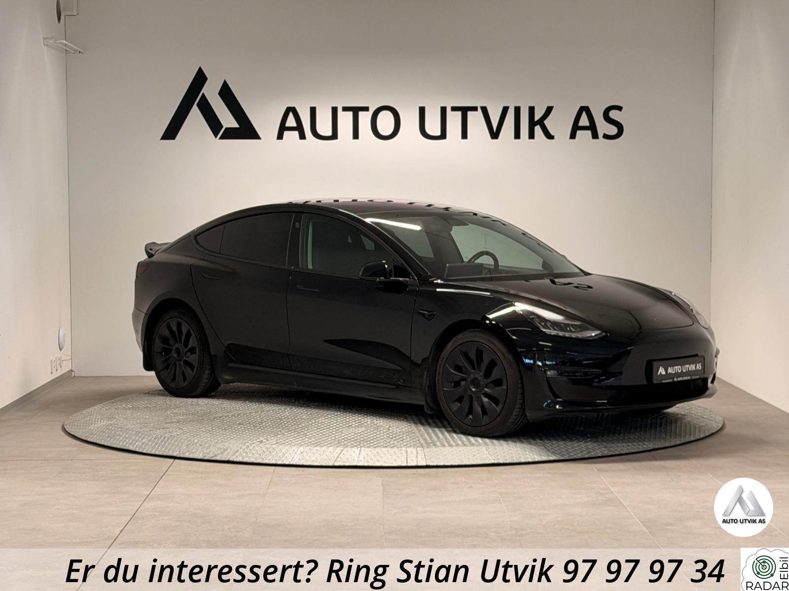 TESLA Model 3 AWD/LONGRANGE/SORT/PARKHJELP/AUTOPILOT/75kWh/530KM