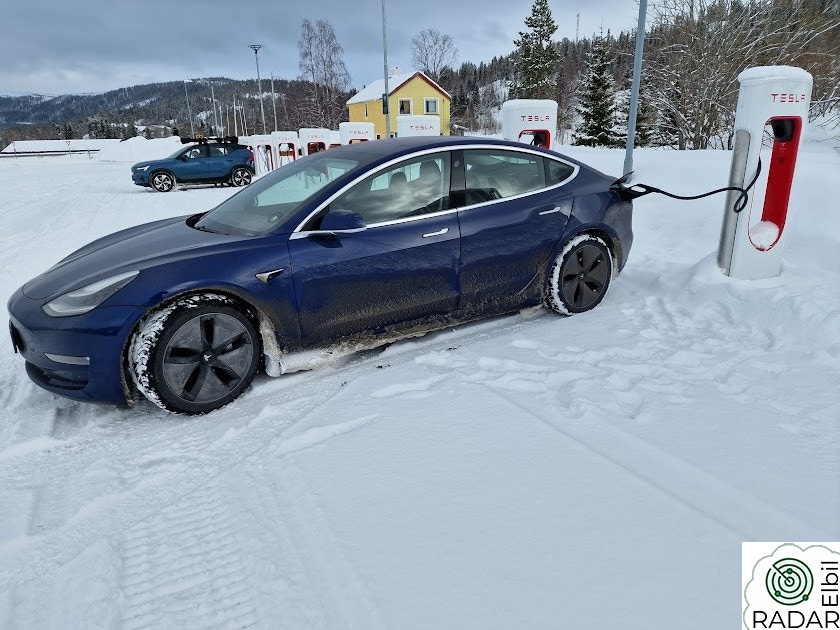 TESLA Model 3 Long Range FSD AWD