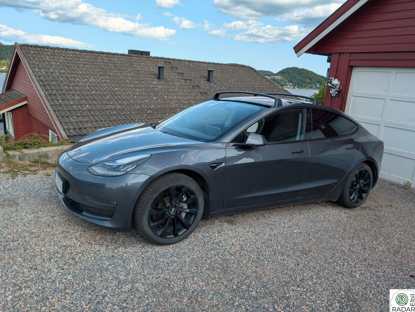 TESLA Model 3 Long Range AWD