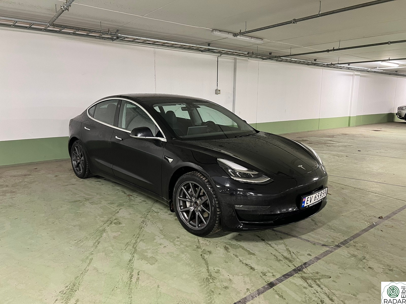 TESLA Model 3 Long Range AWD FSD