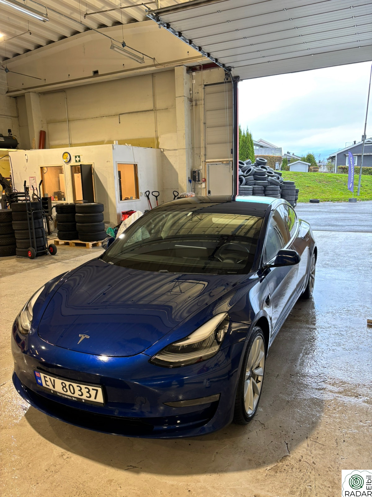 TESLA Model 3 Long Range AWD