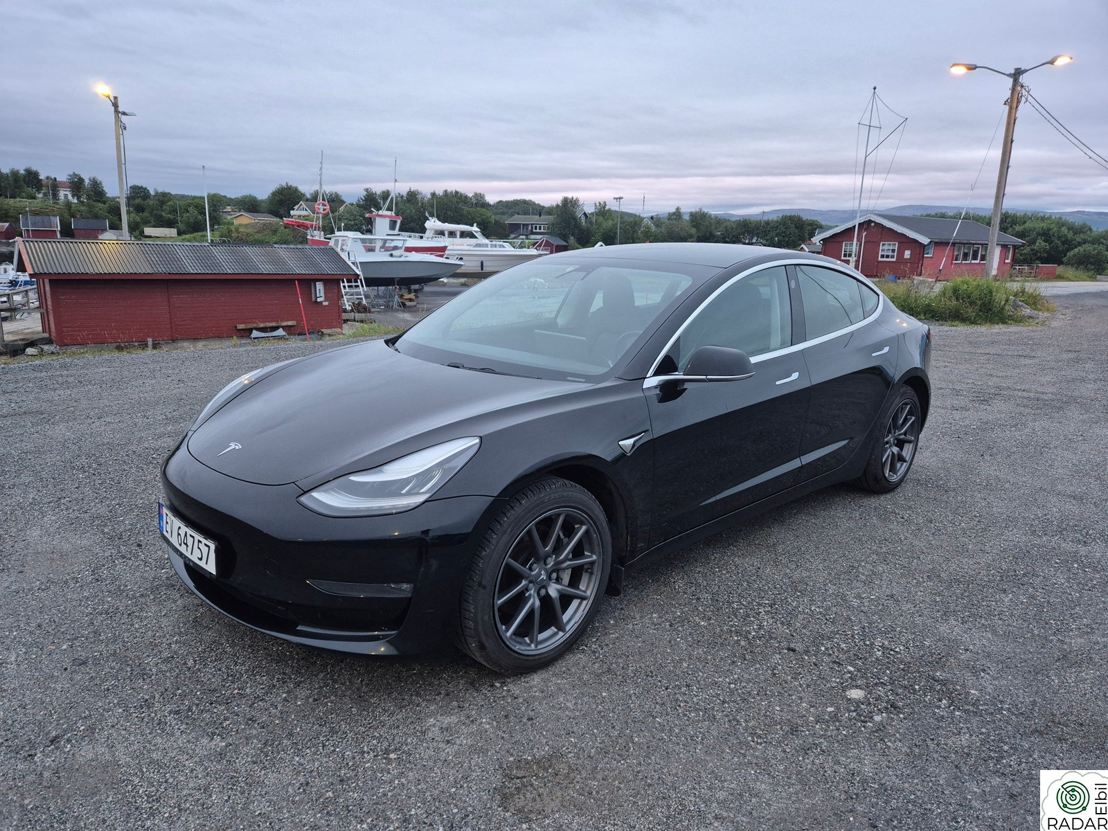 TESLA Model 3 Long Range AWD