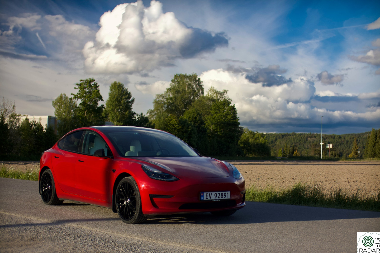 TESLA Model 3 Performance AWD, Base Performance