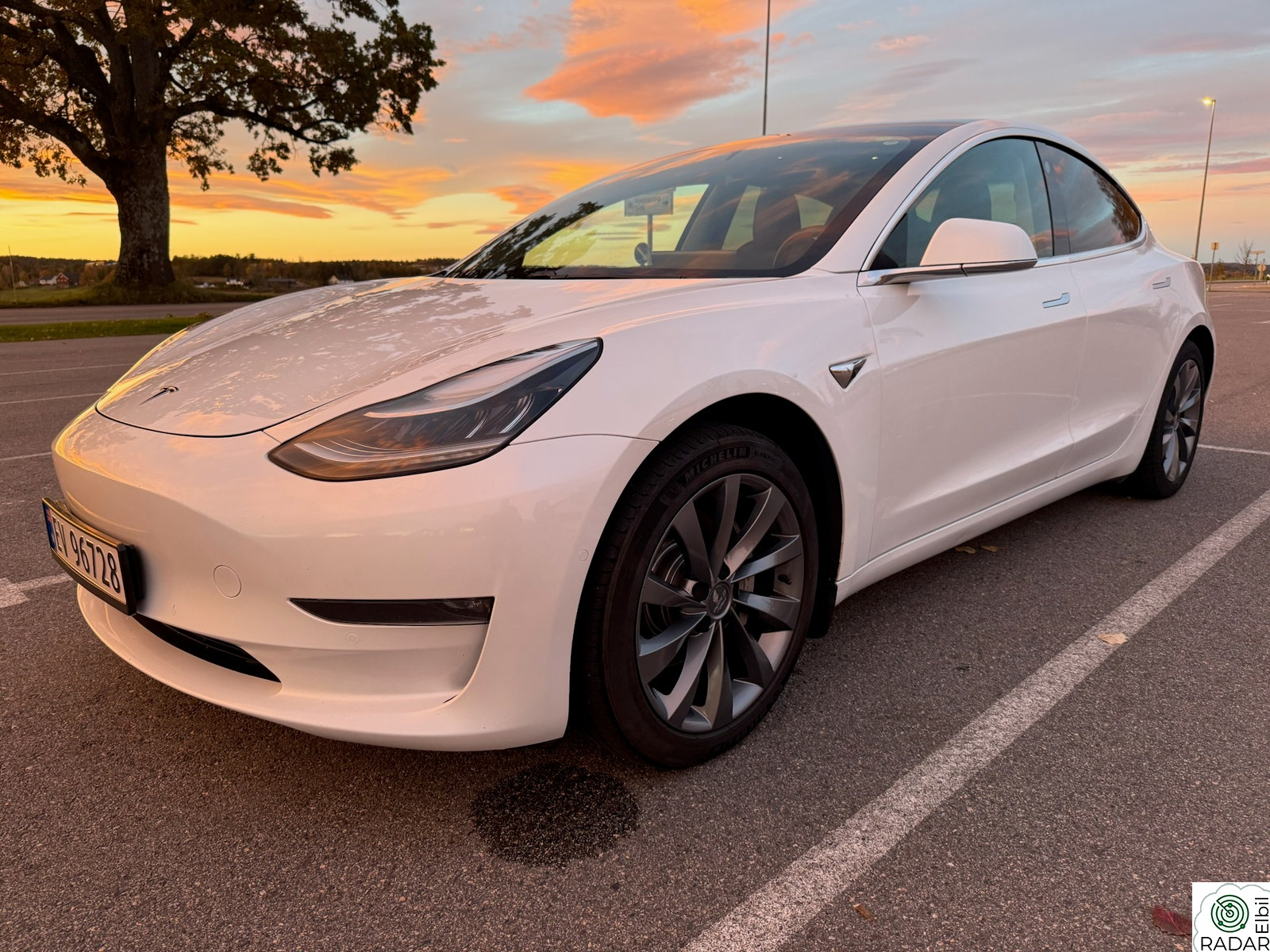 TESLA Model 3 Long Range AWD