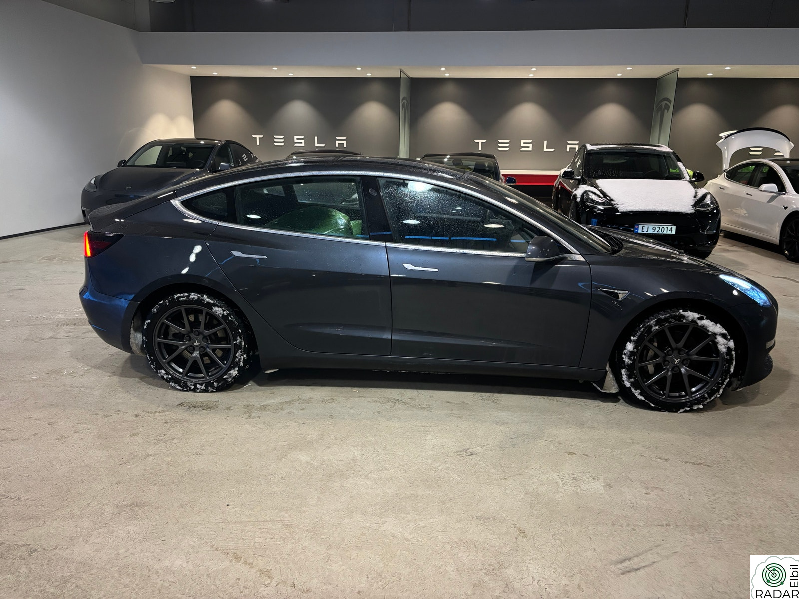 TESLA Model 3 Long Range AWD