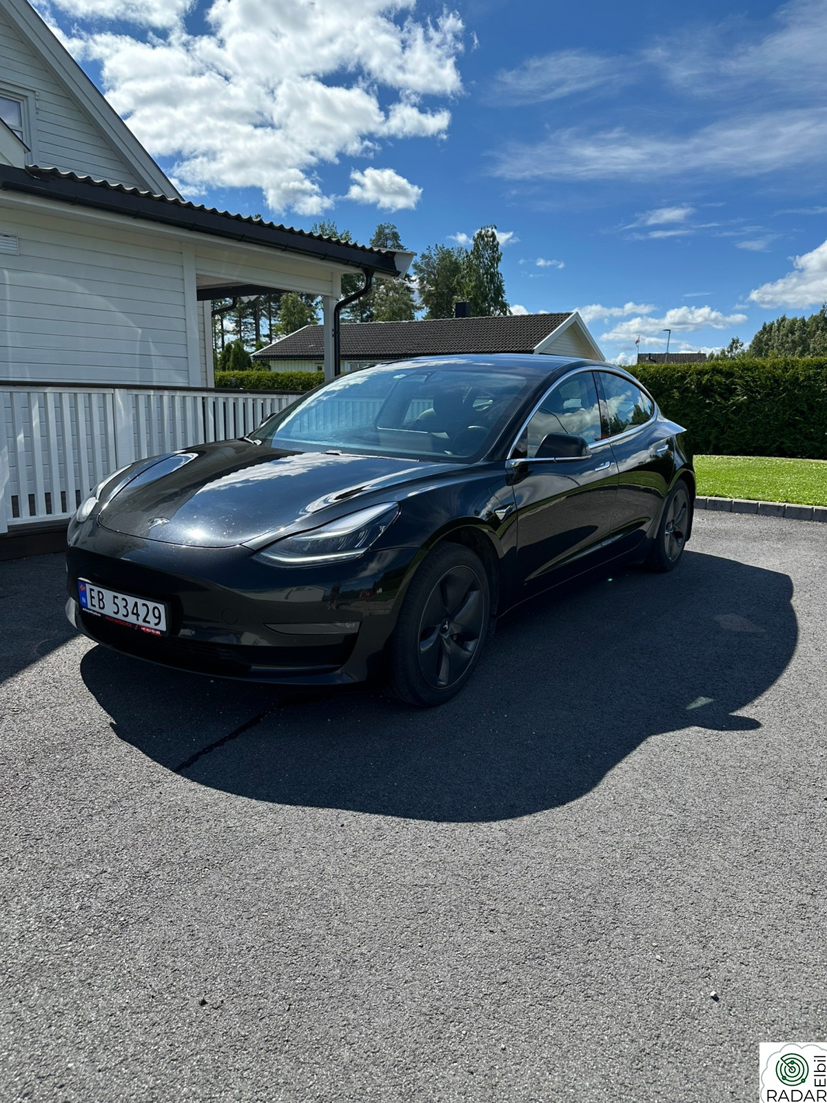 TESLA Model 3 Long Range AWD