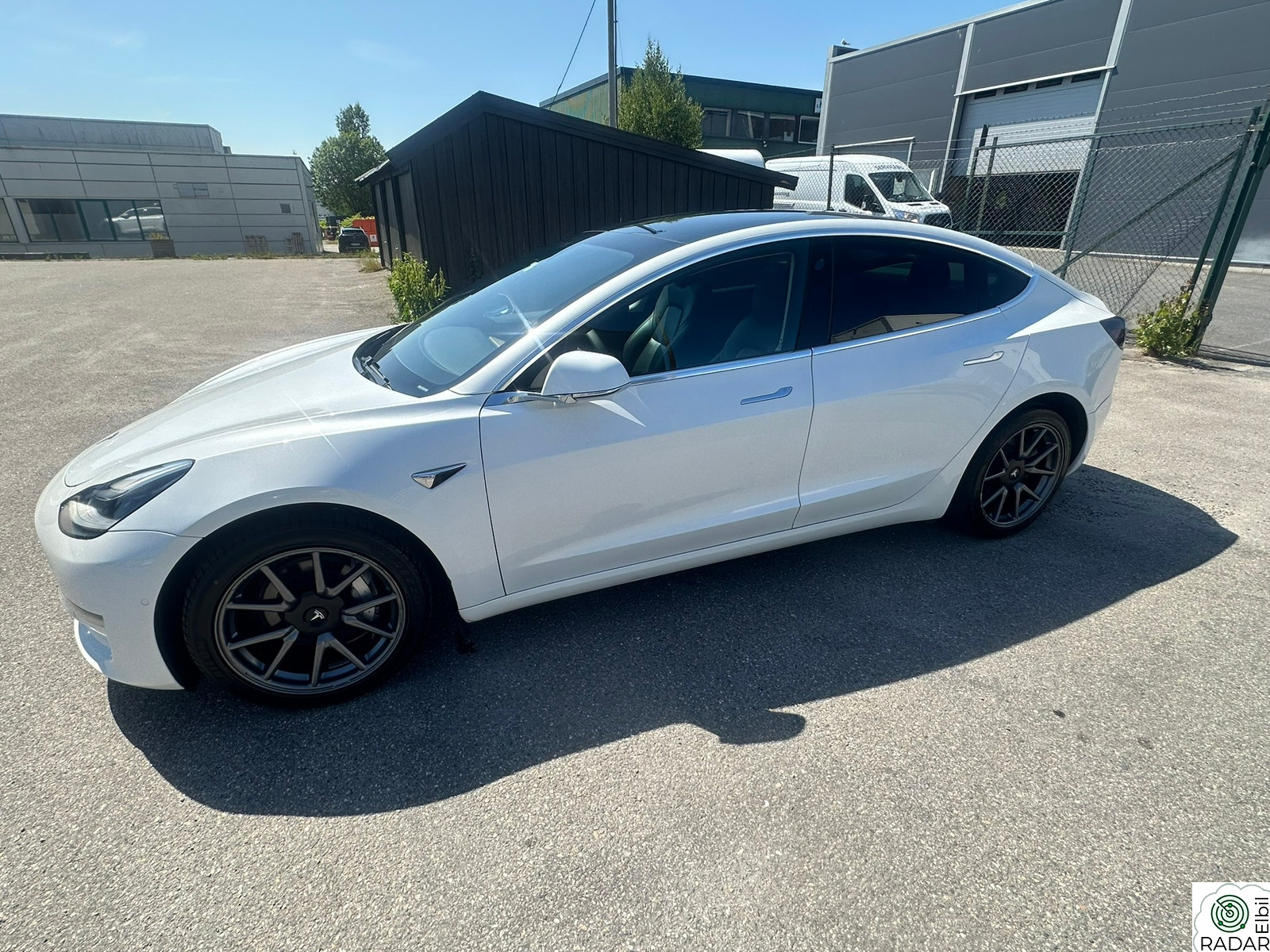 TESLA Model 3 Long Range AWD