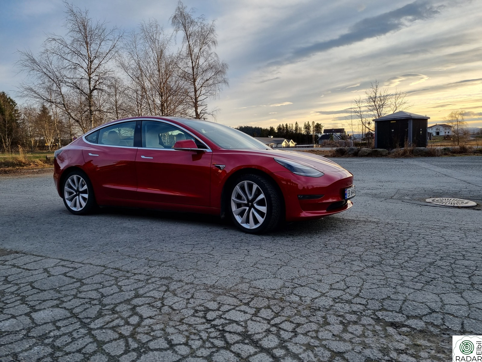TESLA Model 3 Long Range AWD