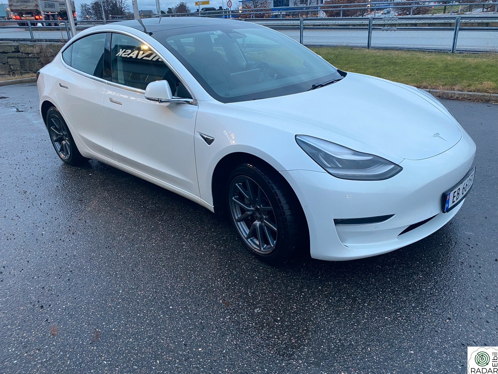 TESLA Model 3 Long Range AWD/hengerfeste/EU godkjent 09/24
