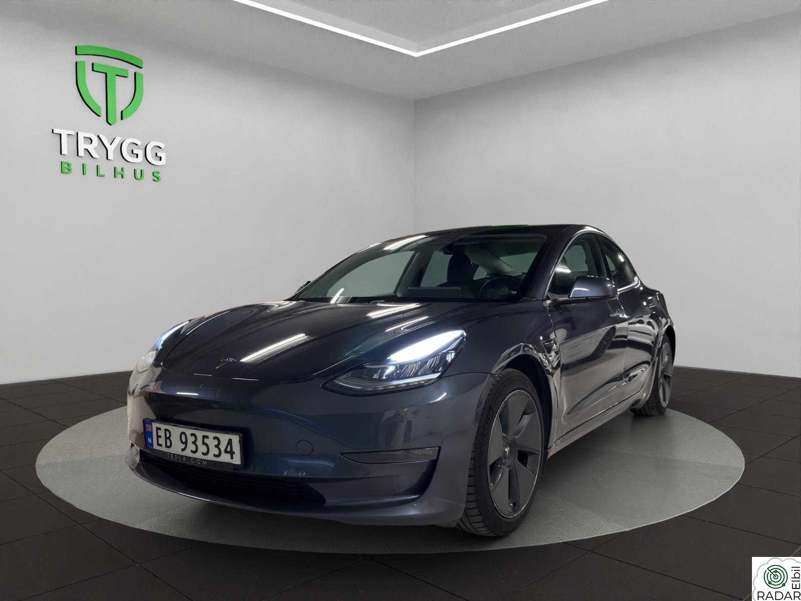 TESLA Model 3 Long Range AWD / Garantiutløpstest / Krok / 1-Eier