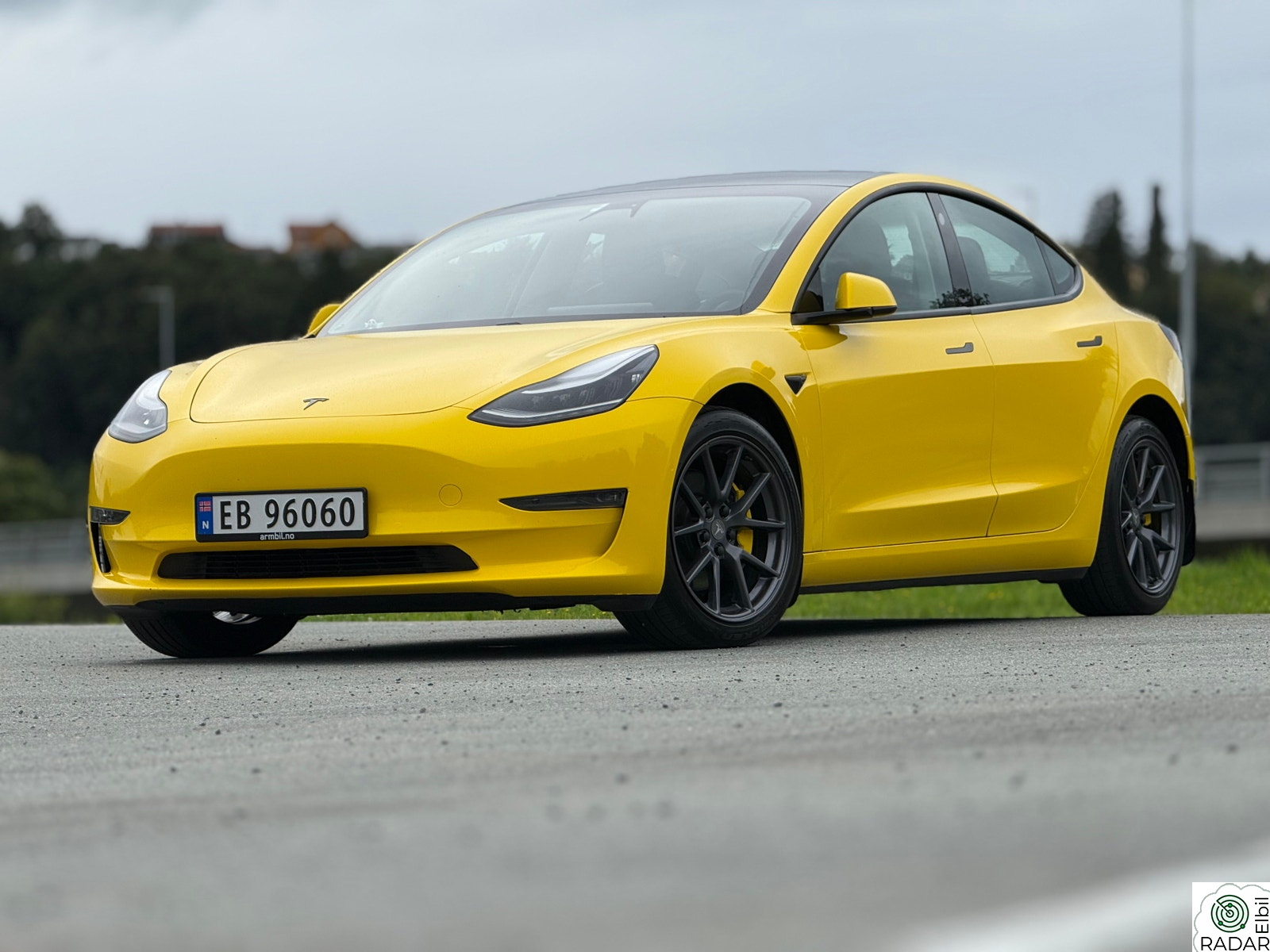 TESLA Model 3 Long Range AWD