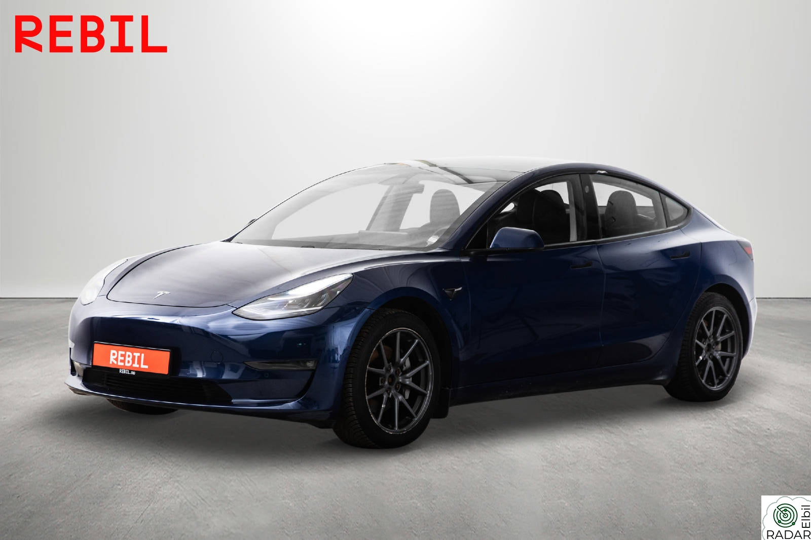 TESLA Model 3 580km/LR/AWD/Krok/MCU2/Navi/R.kam/Pano/AP/V.pumpe/DAB