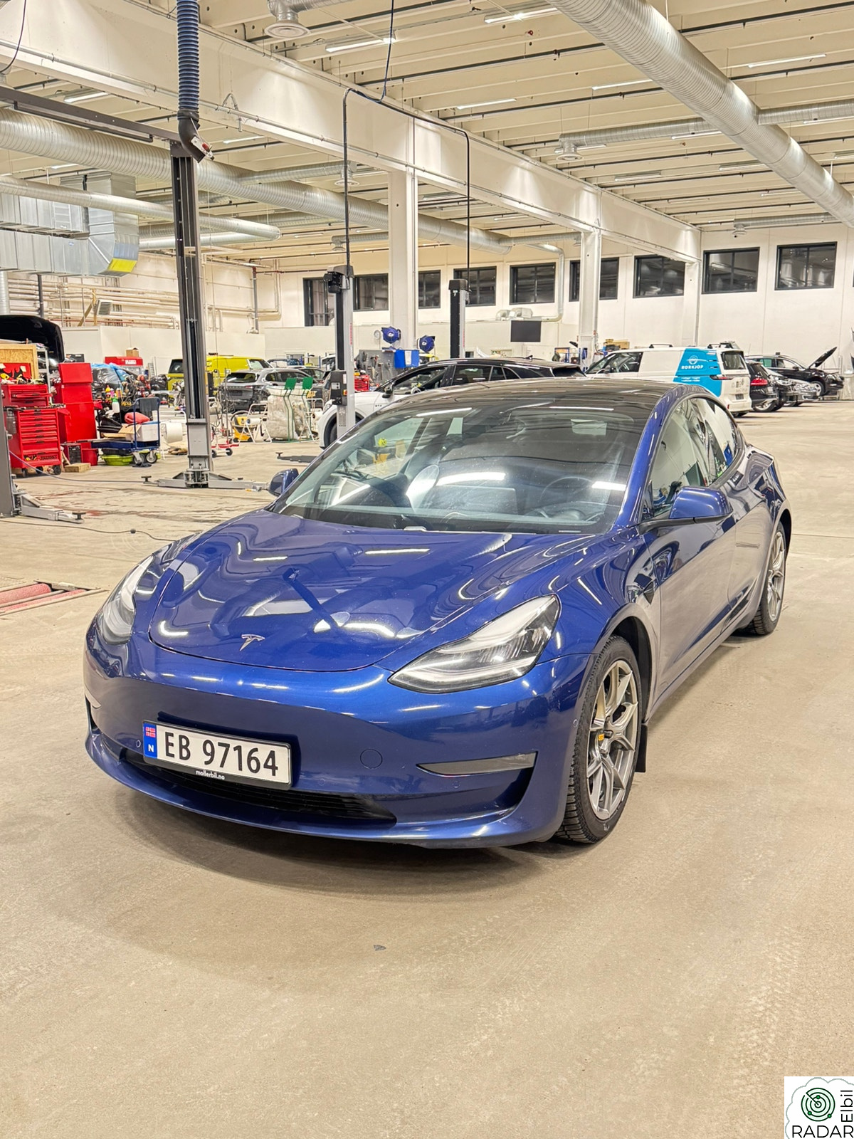 TESLA Model 3 Long Range AWD