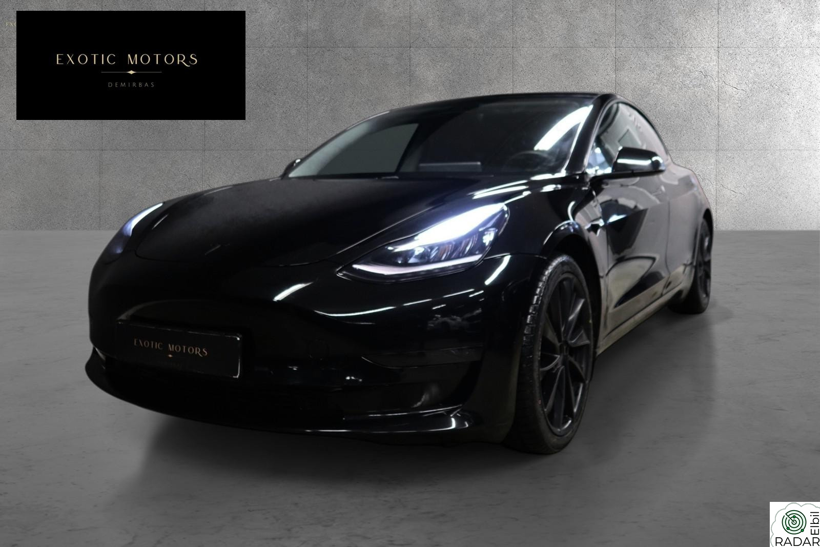 TESLA Model 3 Long Range AWD/Varmepumpe/H.feste/R.kamera/Autopilot/+