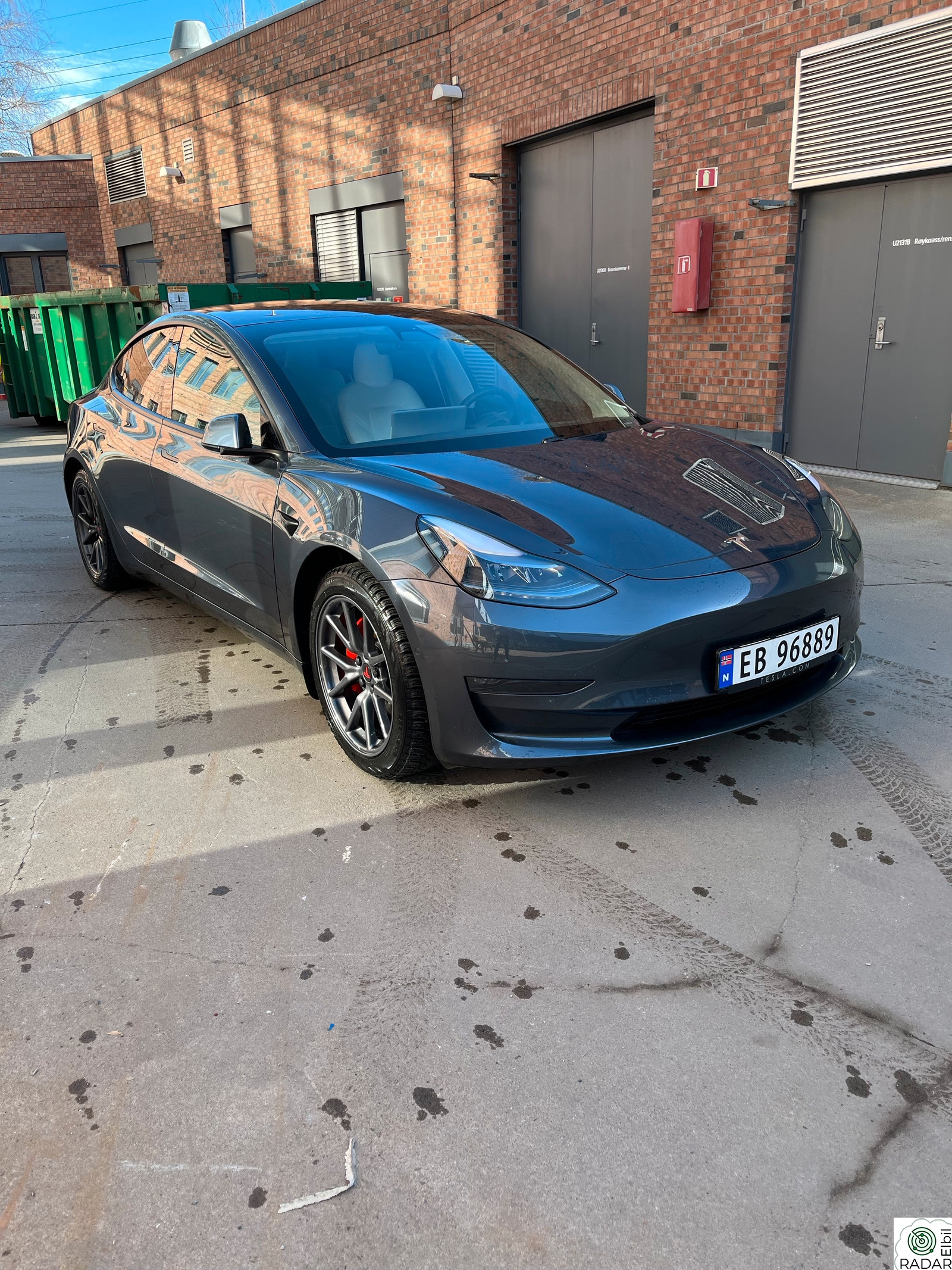 TESLA Model 3 Long Range AWD