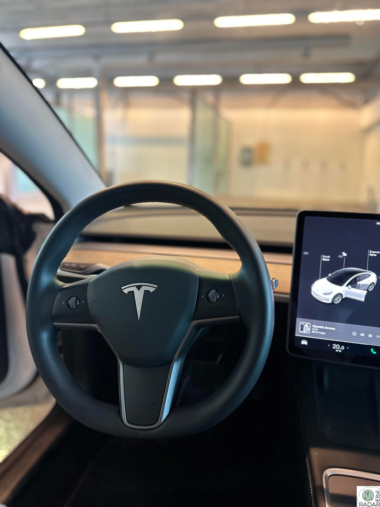 TESLA Model 3 Long Range AWD