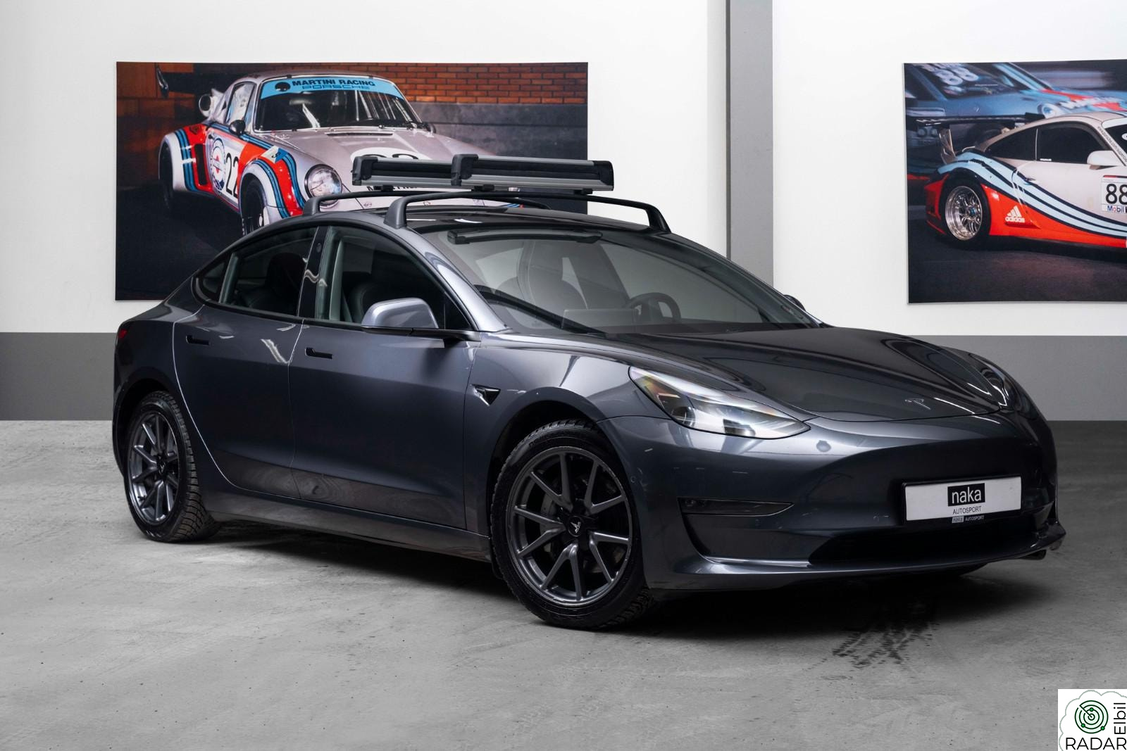 TESLA Model 3 Long Range AWD Varmepumpe/Autopilot/Rattvarme/En eier++