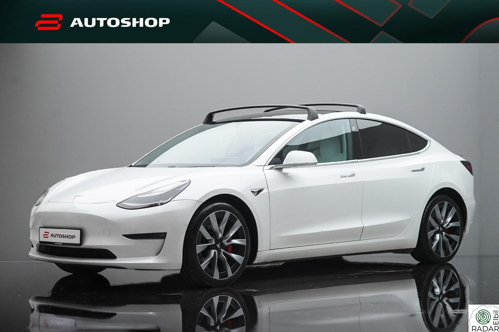 TESLA Model 3 PERFORMANCE / BLACK & WHITE / TAKSTATIV / PREMIUM CON++