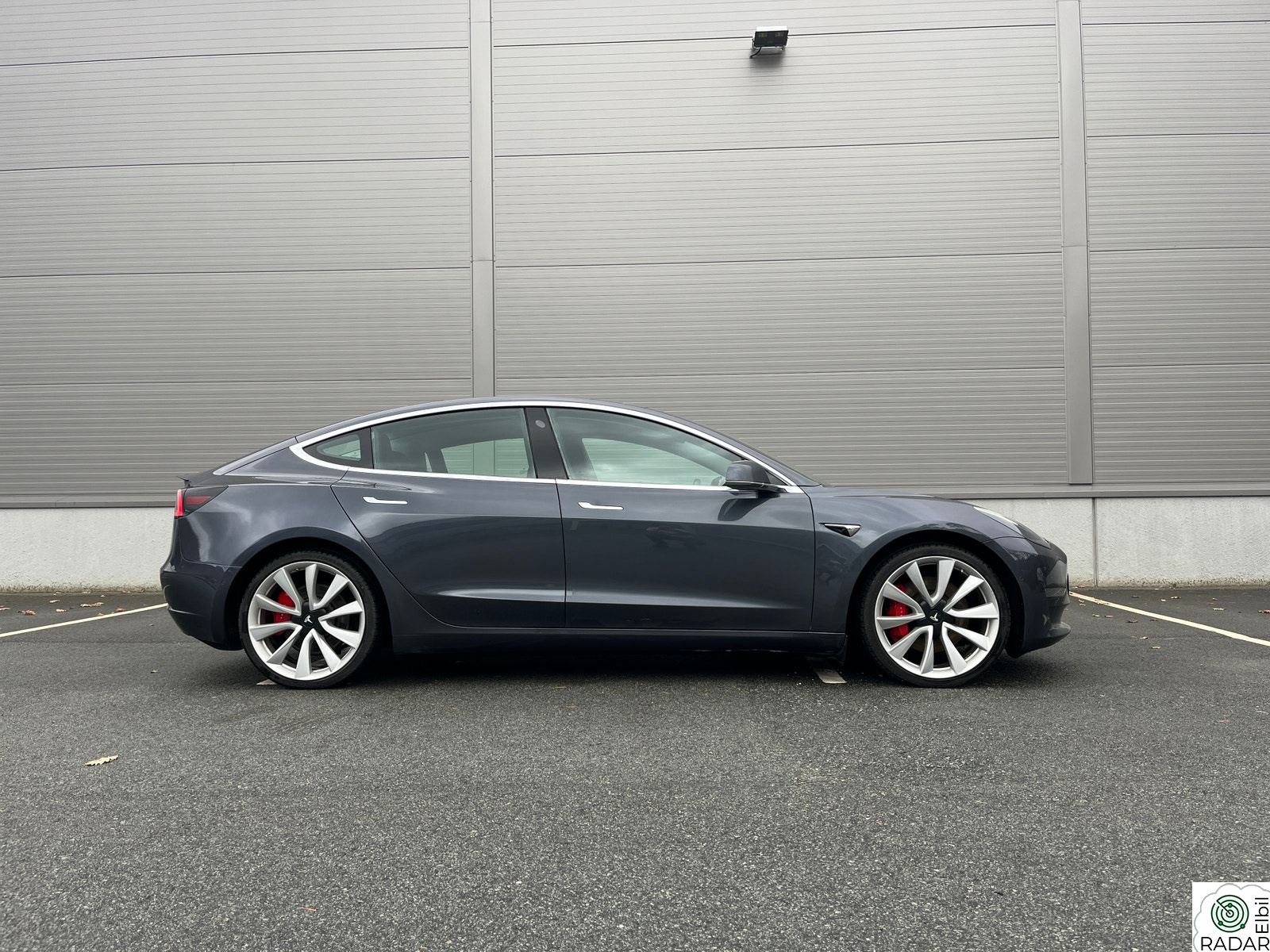 TESLA Model 3 Performance AWD